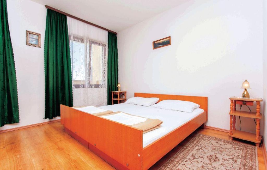 Apartmani Mile Krk Town Εξωτερικό φωτογραφία
