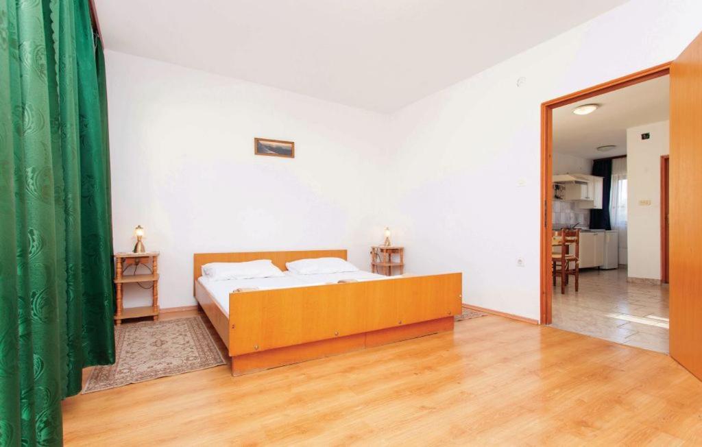 Apartmani Mile Krk Town Εξωτερικό φωτογραφία