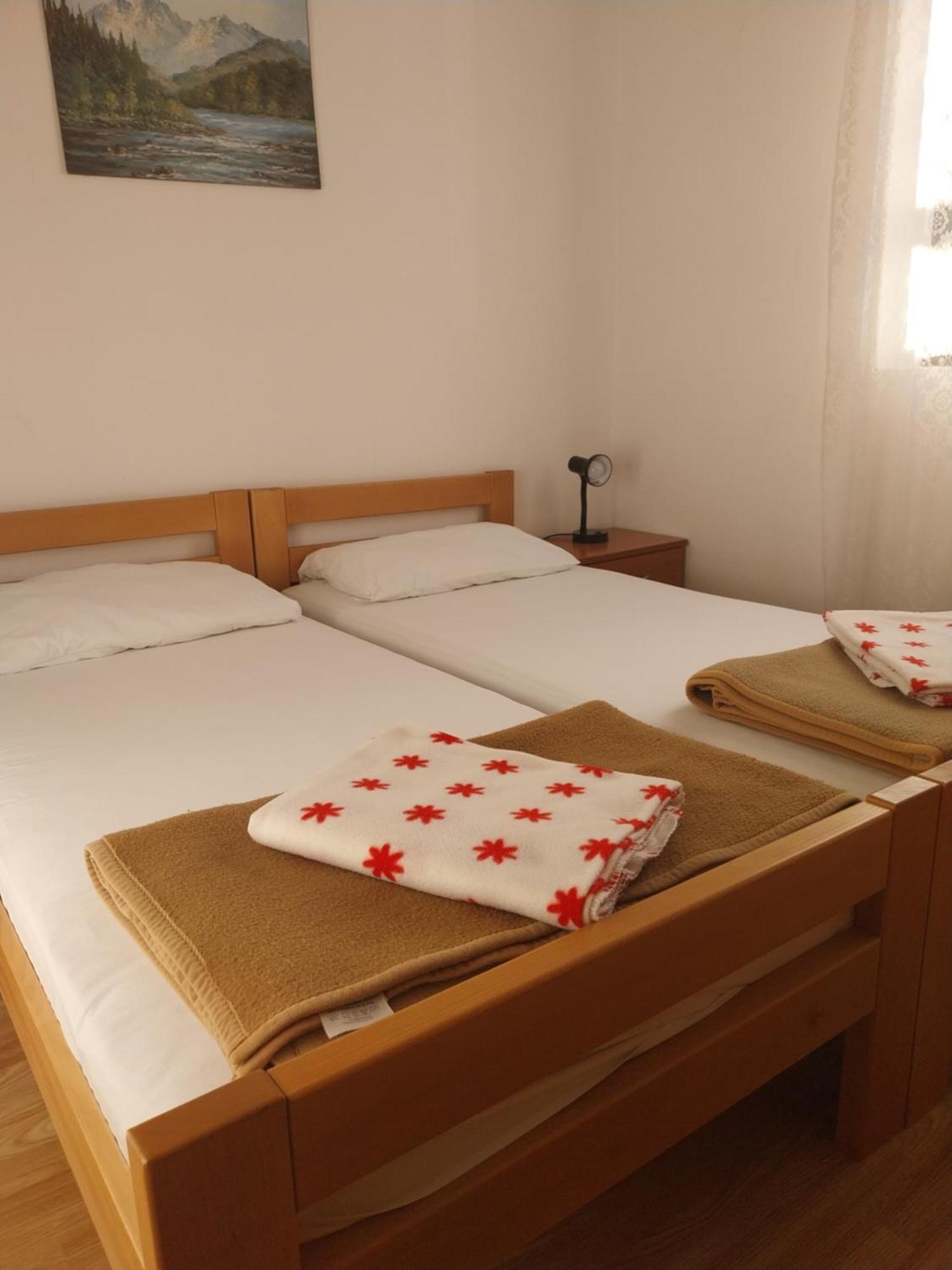 Apartmani Mile Krk Town Εξωτερικό φωτογραφία